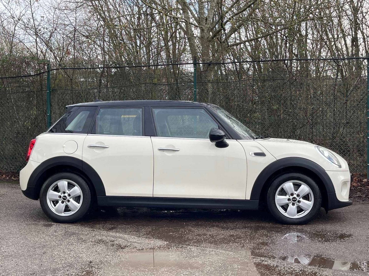 Used MINI Hatch 2019 for sale - 77487479: Photo 3