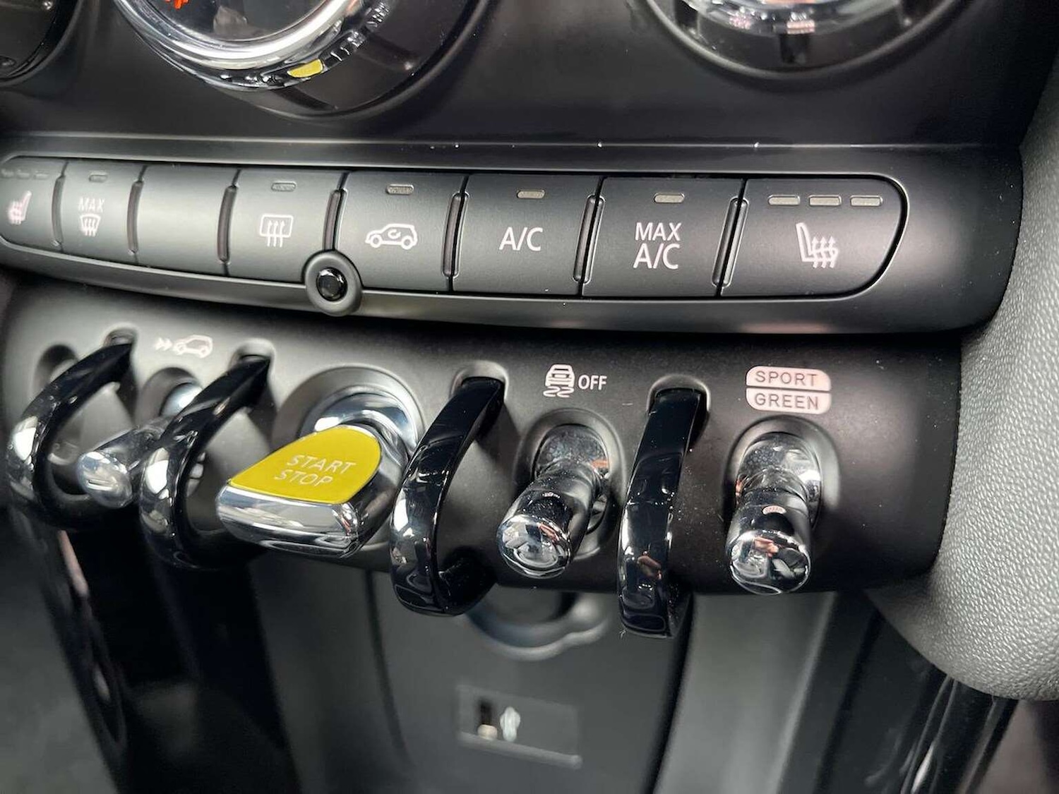 Used MINI Hatch 2022 for sale - 76596426: Photo 12