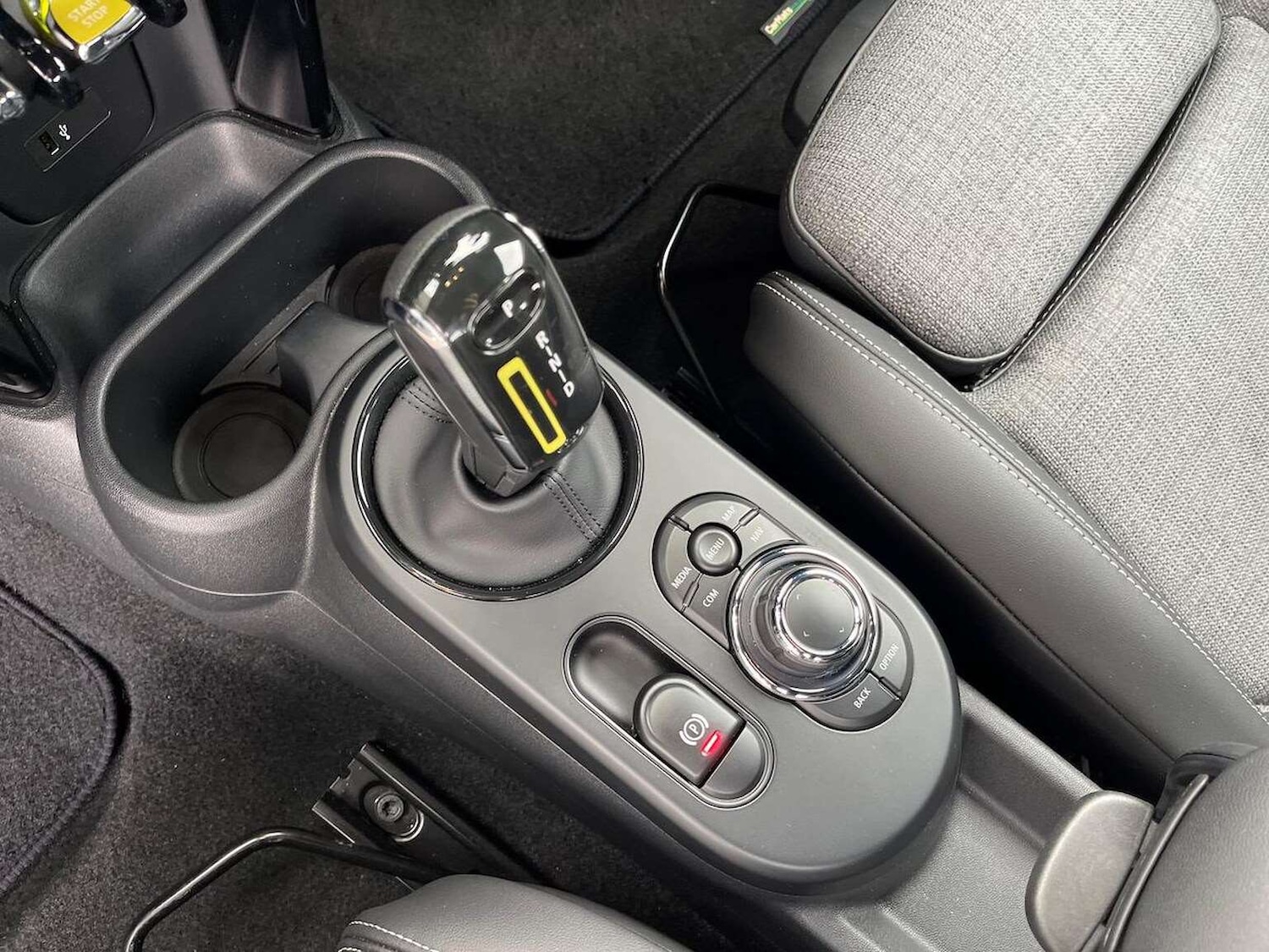 Used MINI Hatch 2022 for sale - 76596426: Photo 13