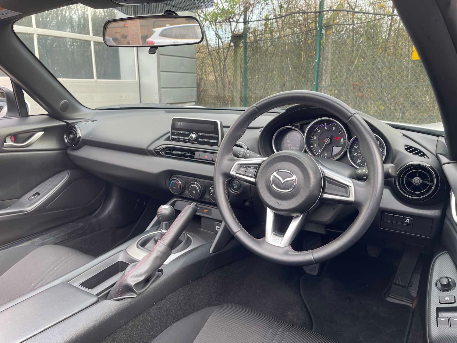 Used Mazda MX-5 2019 for sale - 76918925: Photo 15
