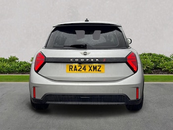 Used MINI Cooper 2024 for sale - 76554226: Photo