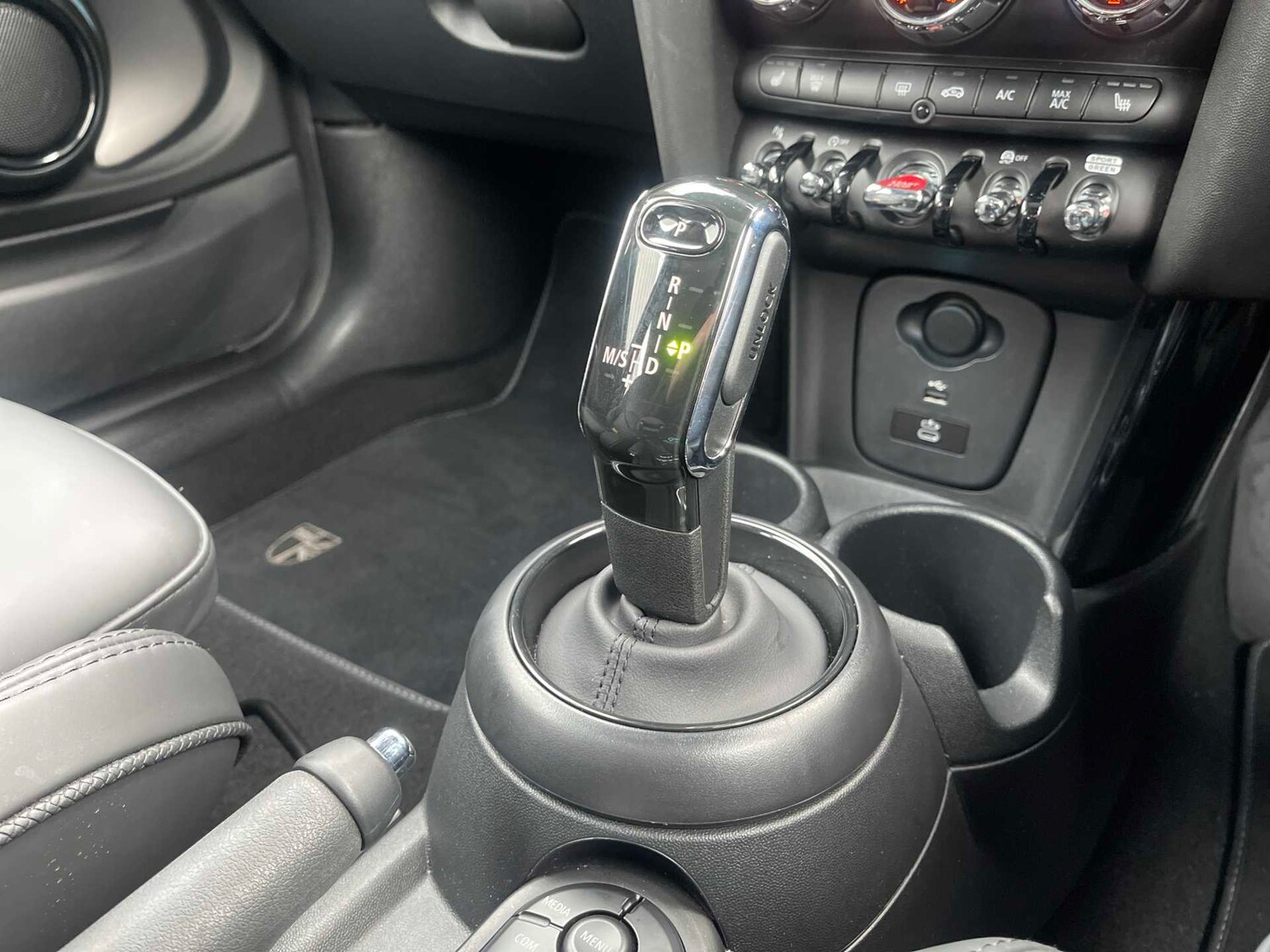 Used MINI Hatch 2023 for sale - 76770114: Photo 13