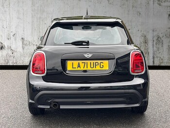 Used MINI Hatch 2022 for sale - 76236999: Photo 4