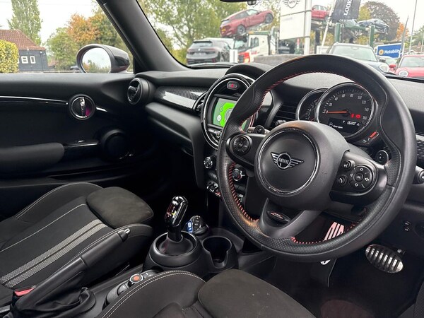 Used MINI Hatch 2020 for sale - 76320661: Photo 15