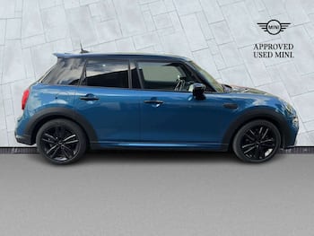 Used MINI Hatch 2024 for sale - 79692570: Photo