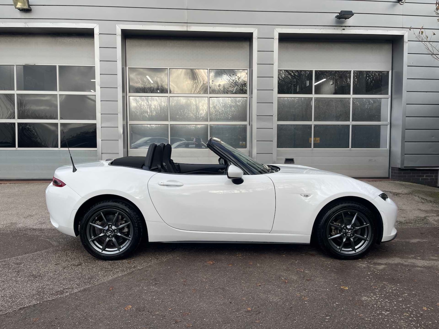 Used Mazda MX-5 2019 for sale - 77489126: Photo 3