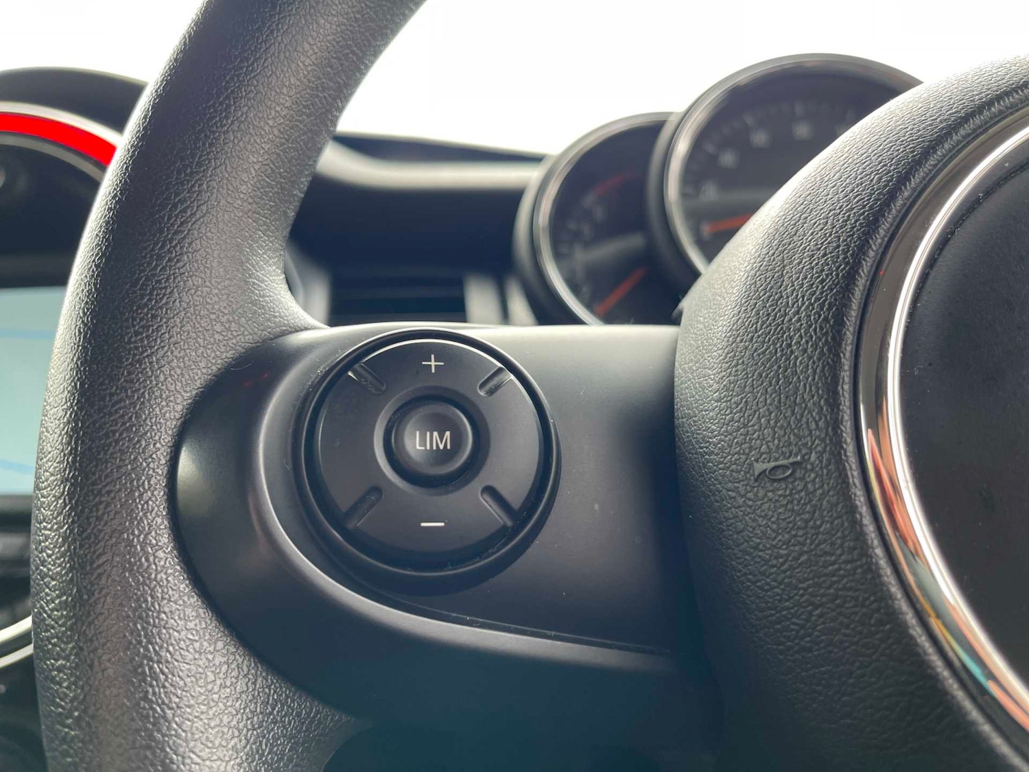 Used MINI Hatch 2019 for sale - 77530572: Photo 25