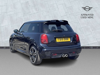 Used MINI Hatch 2019 for sale - 78980181: Photo