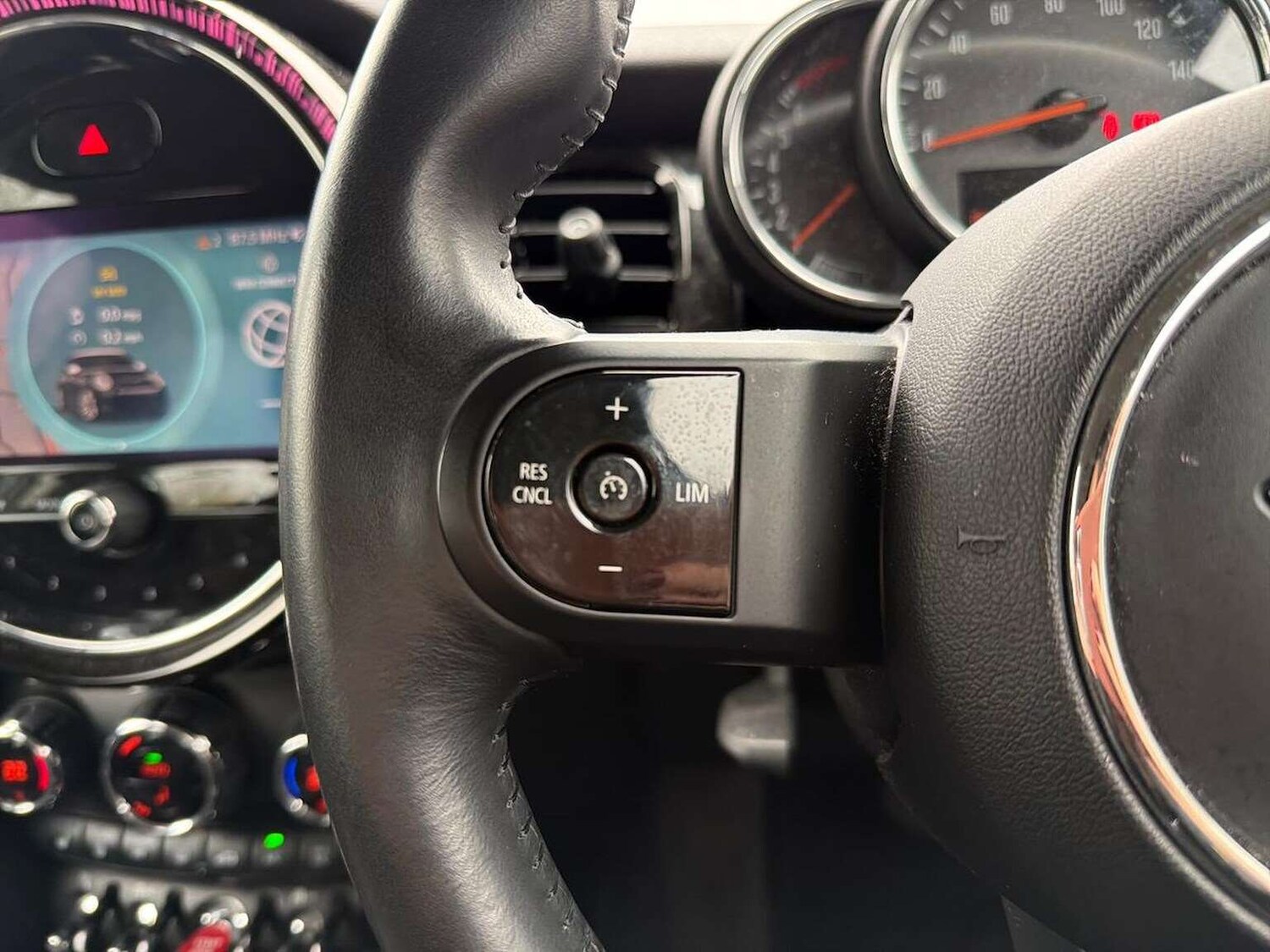 Used MINI Hatch 2022 for sale - 76596261: Photo 25