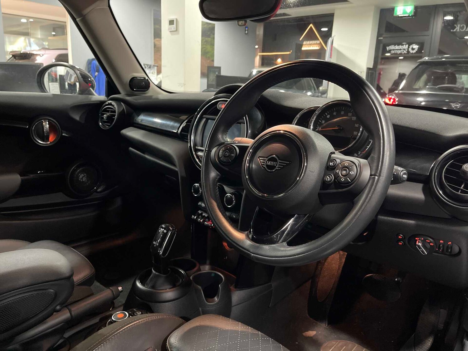 Used MINI Hatch 2019 for sale - 77542491: Photo 12