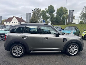 Used MINI Countryman 2019 for sale - 76596204: Photo