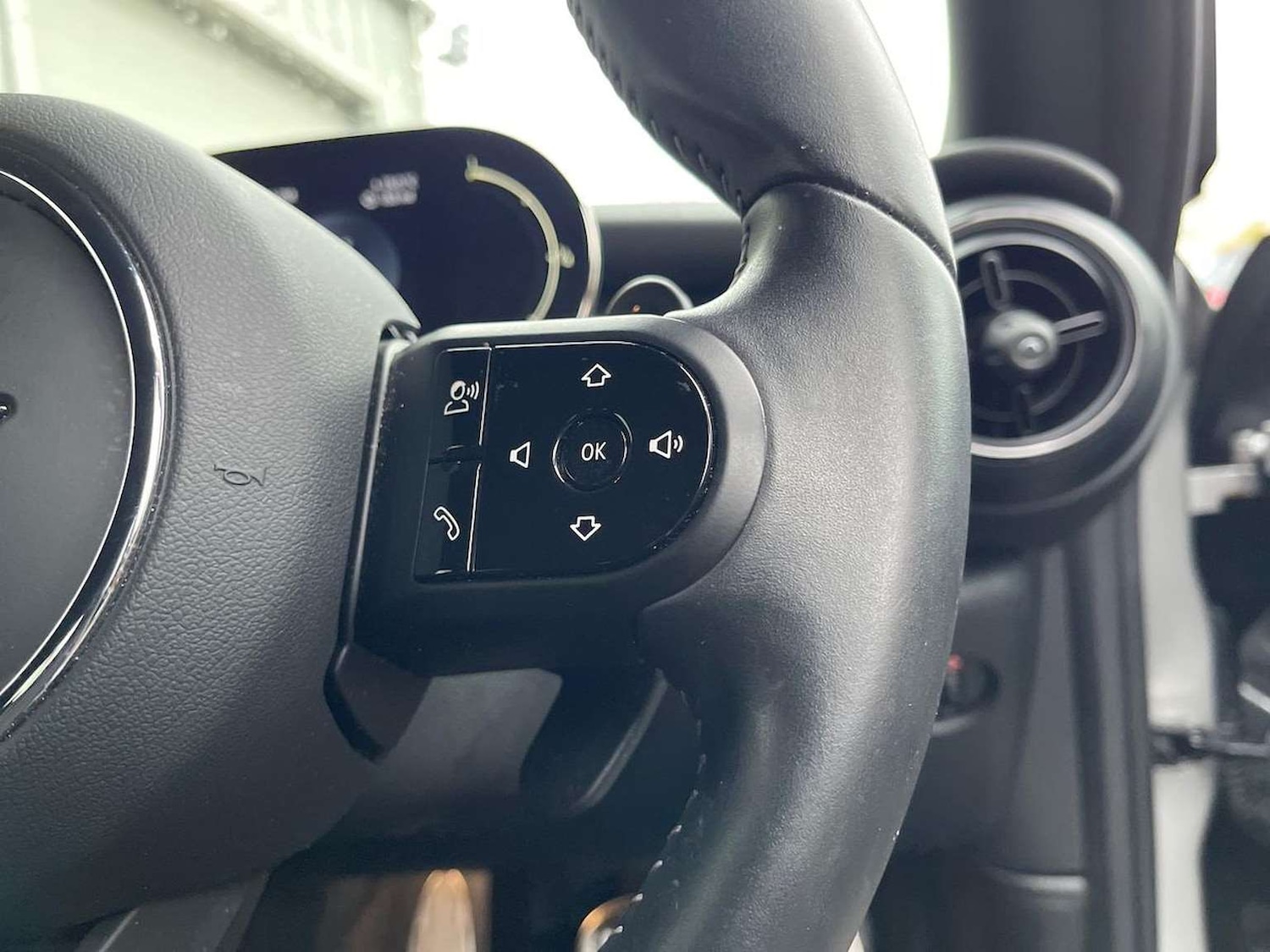 Used MINI Hatch 2023 for sale - 76719359: Photo 26