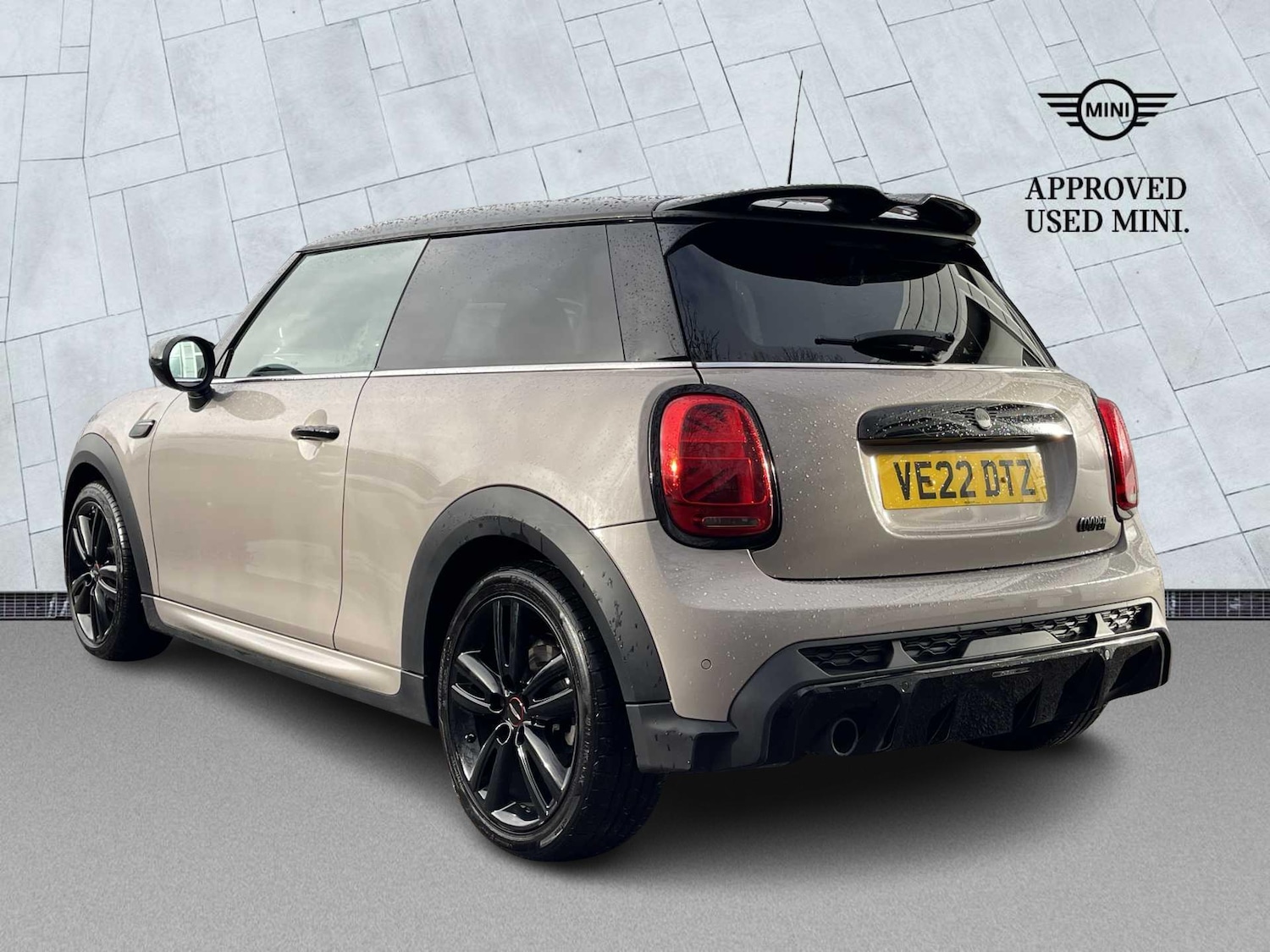 Used MINI Hatch 2022 for sale - 77662546: Photo 2