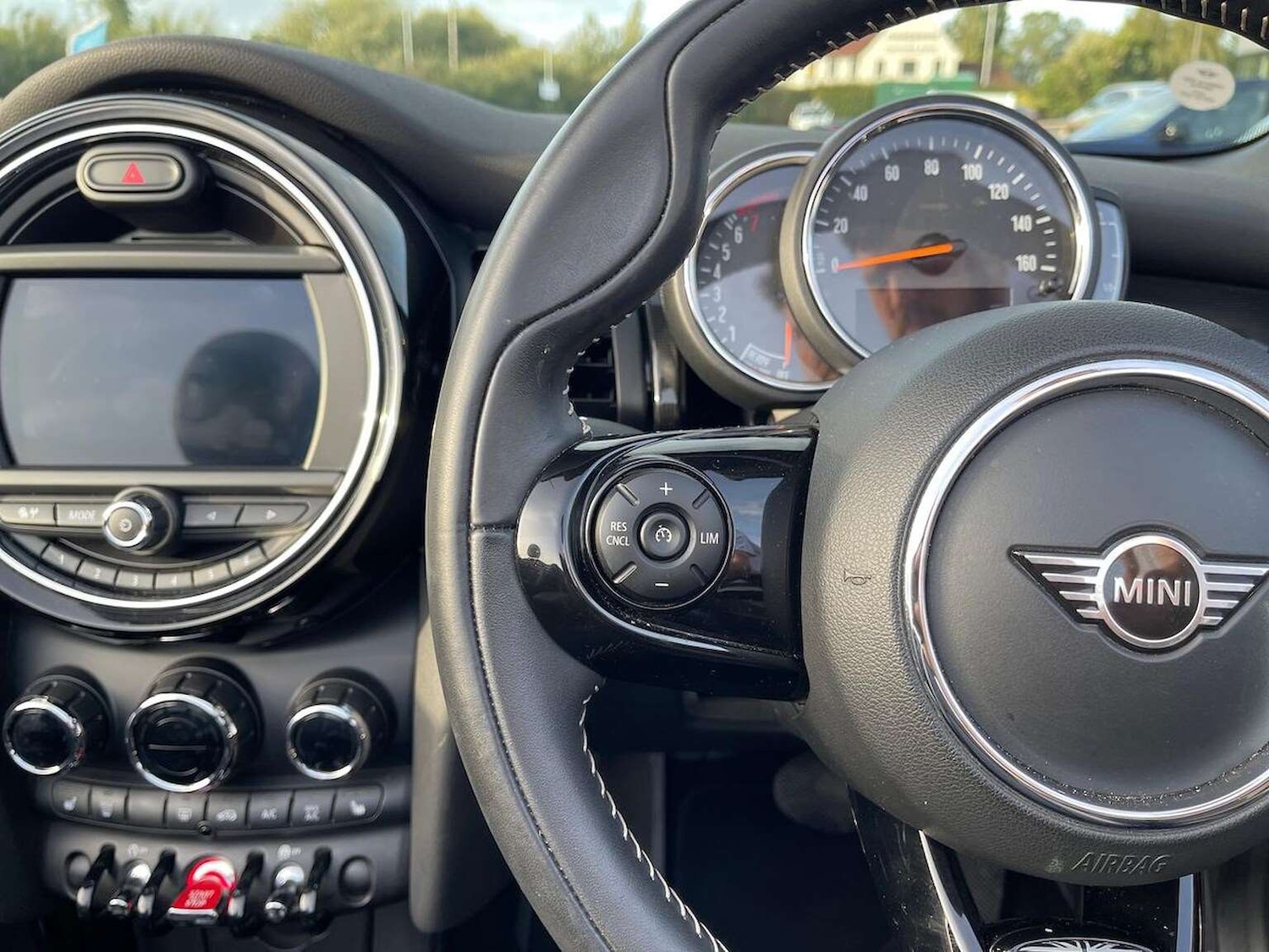 Used MINI Convertible 2020 for sale - 76596457: Photo 26