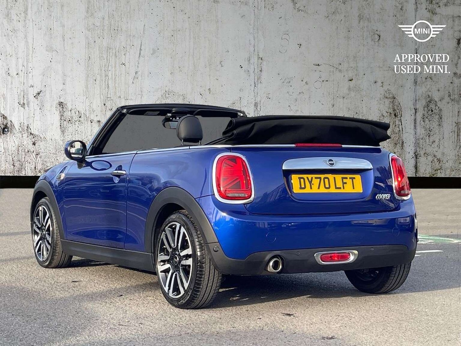 Used MINI Convertible 2020 for sale - 76596457: Photo 3