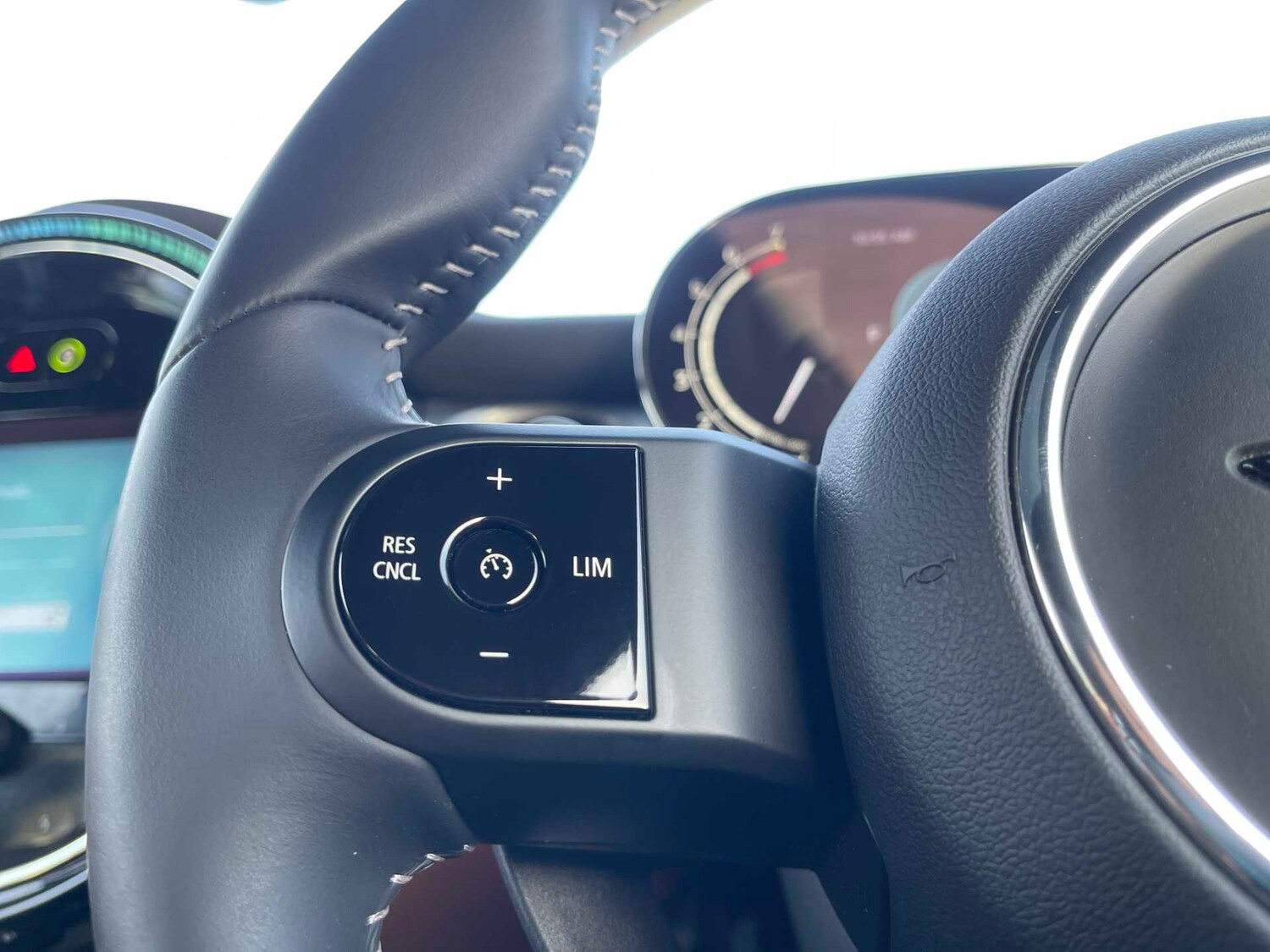 Used MINI Hatch 2023 for sale - 76918947: Photo 25