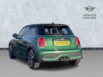 Used MINI Hatch 2023 for sale - 76918947: Photo