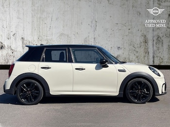 Used MINI Hatch 2021 for sale - 75612243: Photo