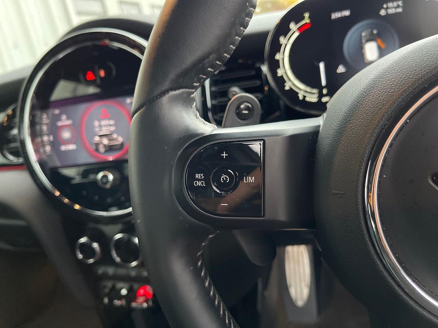 Used MINI Hatch 2023 for sale - 76492372: Photo 25