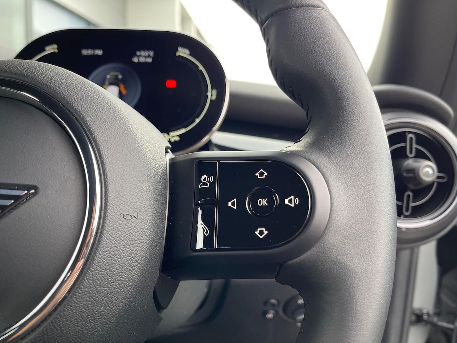 Used MINI Hatch 2022 for sale - 76547666: Photo 26