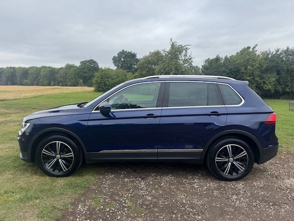 Used Volkswagen Tiguan 2017 for sale - 75523477: Photo 3