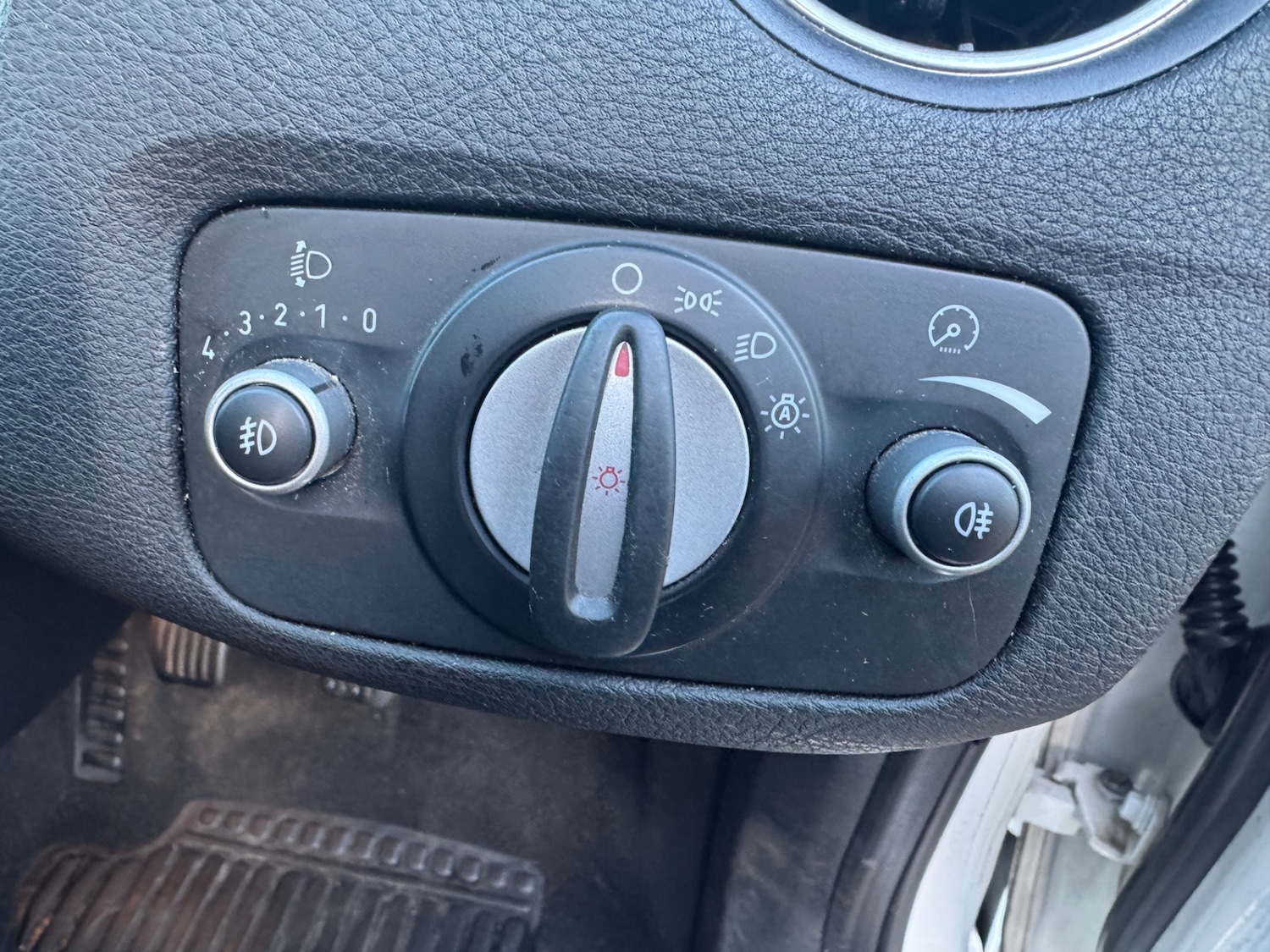 Used Ford Mondeo 2011 for sale - 77008889: Photo 17