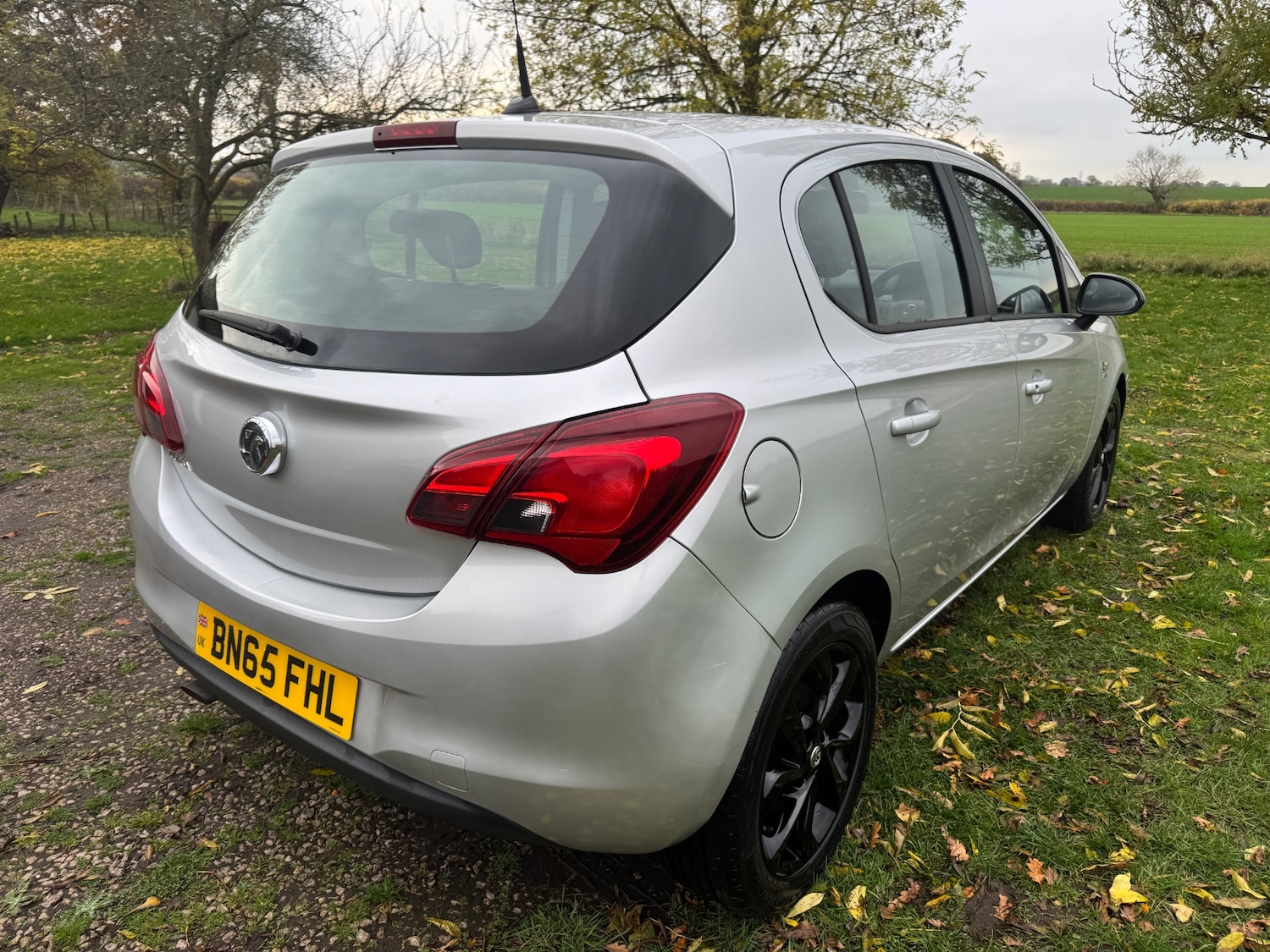 Used Vauxhall Corsa 2015 for sale - 76497755: Photo 5