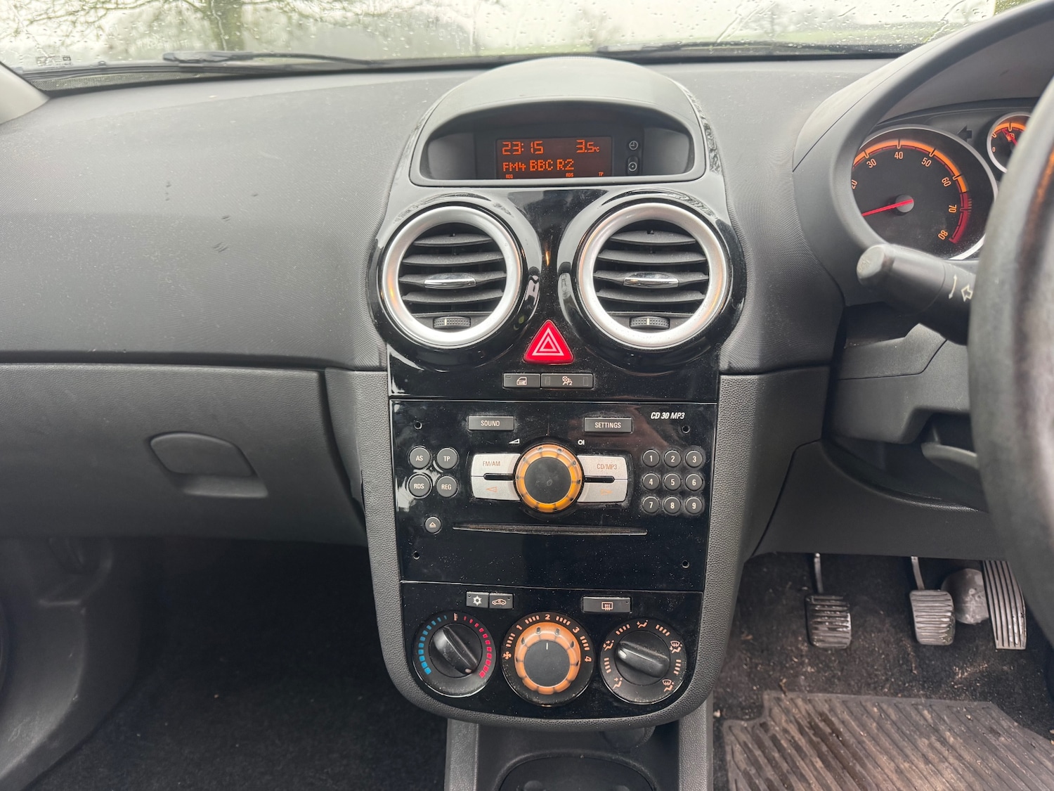 Used Vauxhall Corsa 2008 for sale - 77563467: Photo 12