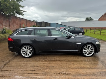 Used Jaguar XF 2013 for sale - 78906567: Photo