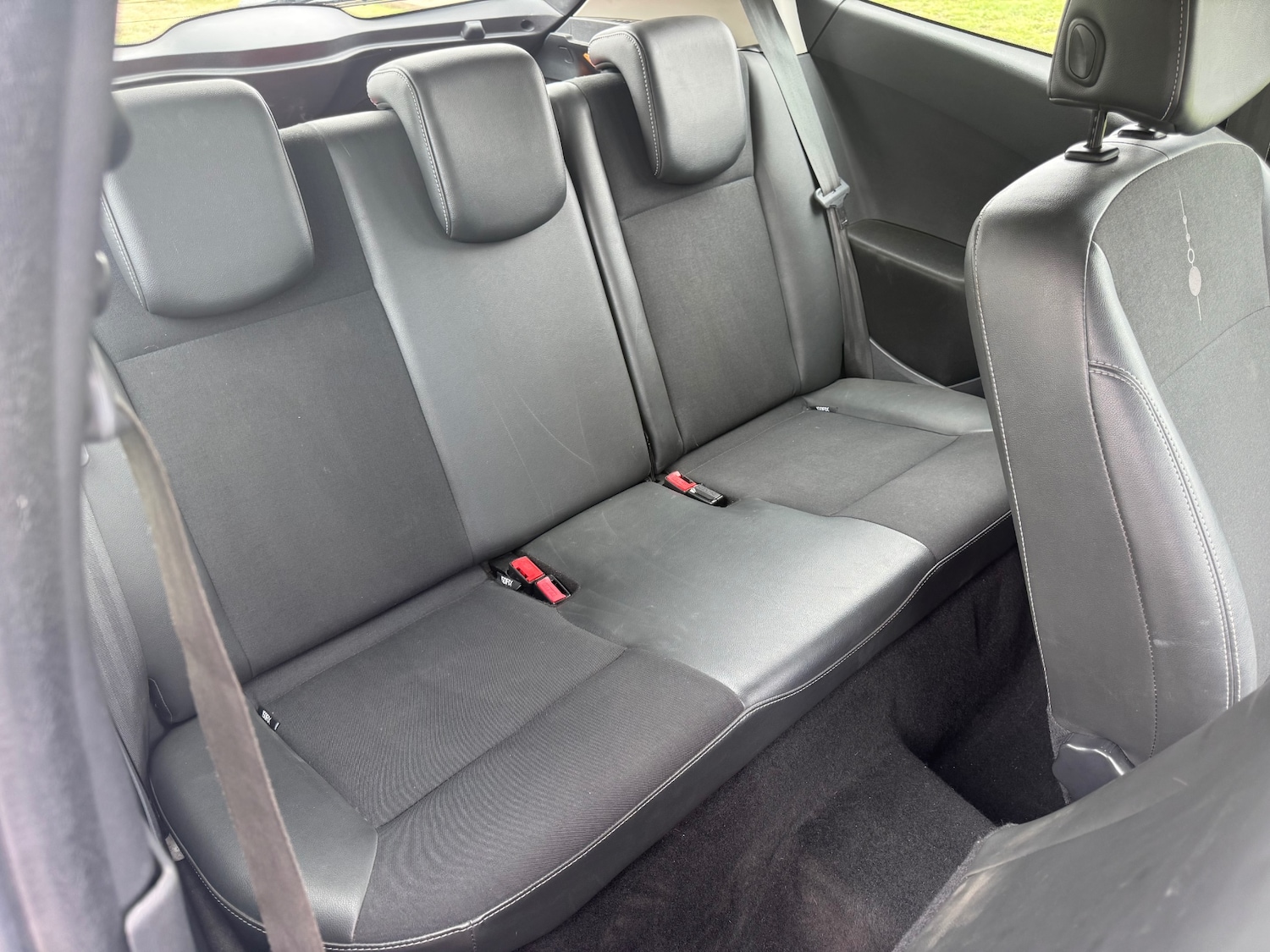 Used Renault Clio 2012 for sale - 77103709: Photo 17