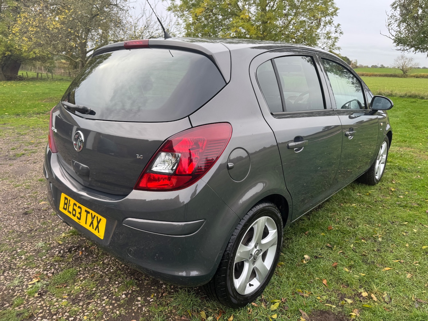 Used Vauxhall Corsa 2013 for sale - 76445127: Photo 5
