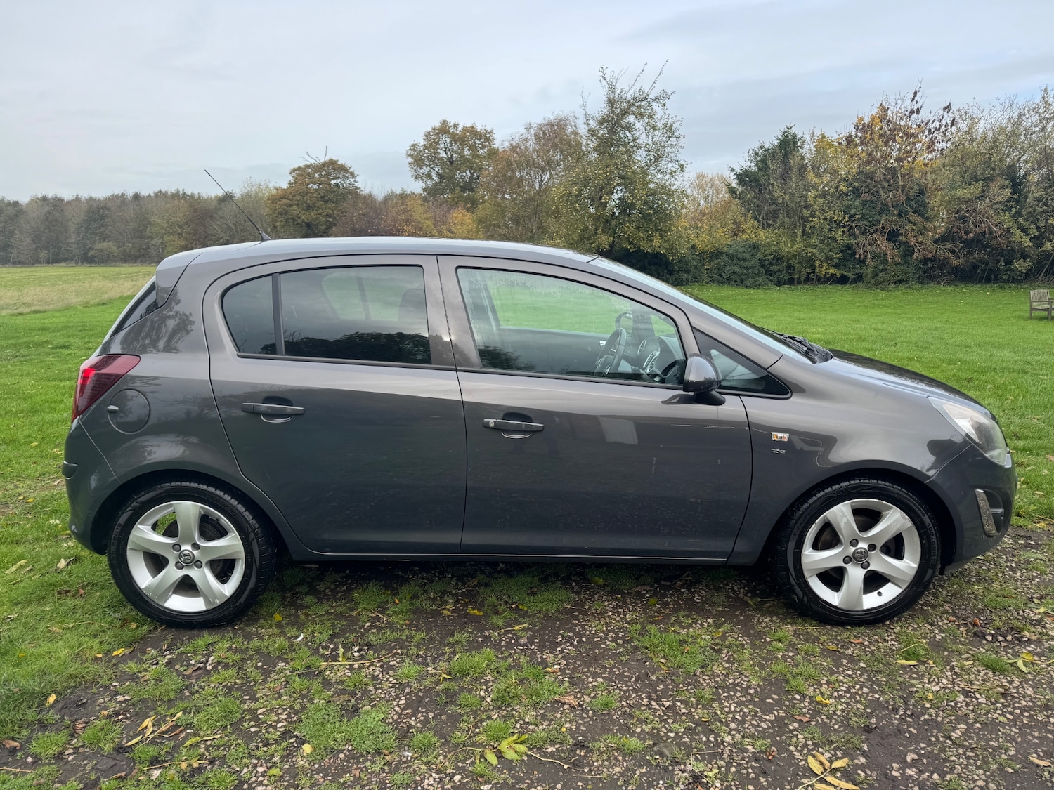 Used Vauxhall Corsa 2013 for sale - 76445127: Photo 6
