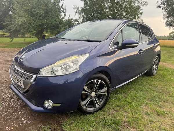 Used Peugeot 208 2012 for sale - 75341855: Photo 1