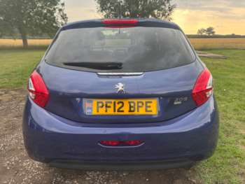 Used Peugeot 208 2012 for sale - 75341855: Photo