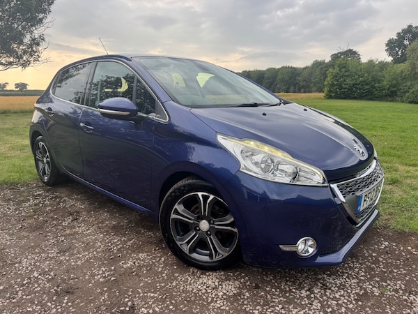 Used Peugeot 208 2012 for sale - 75341855: Photo 7