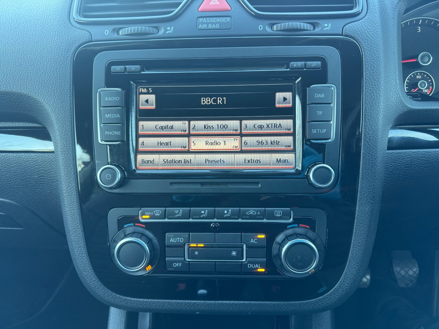 Used Volkswagen Scirocco 2010 for sale - 76656940: Photo 12