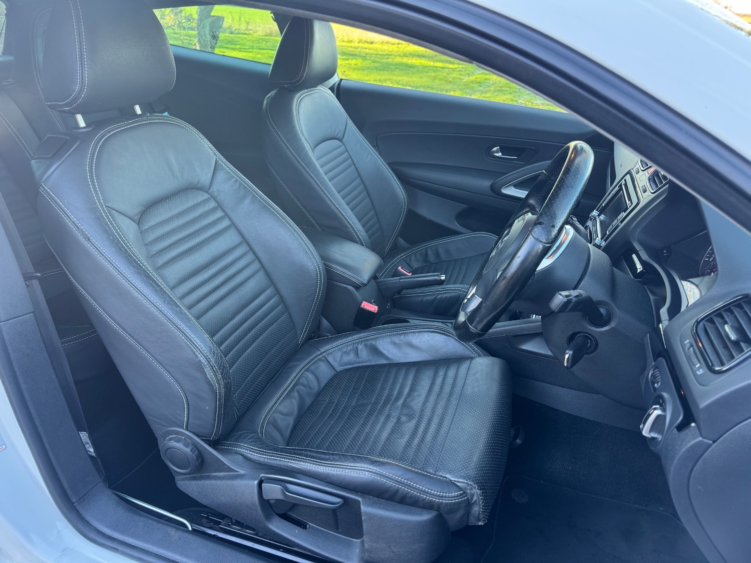 Used Volkswagen Scirocco 2010 for sale - 76656940: Photo 15