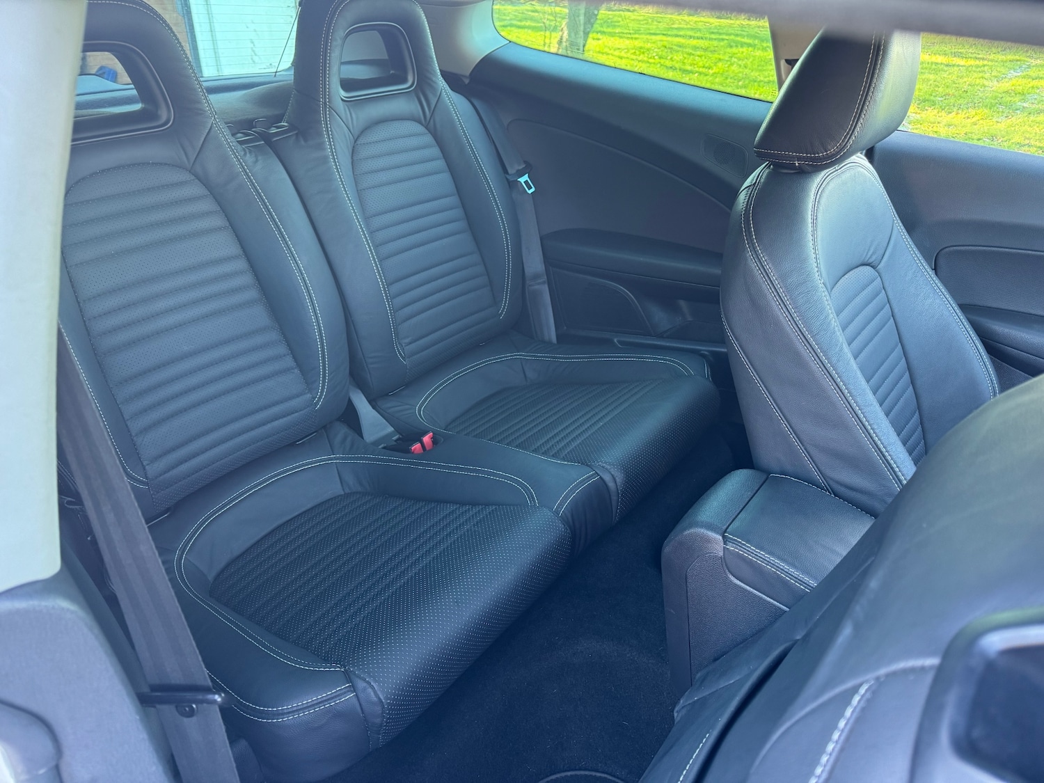 Used Volkswagen Scirocco 2010 for sale - 76656940: Photo 20