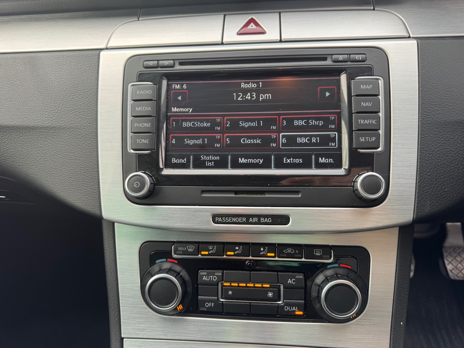 Used Volkswagen Passat 2009 for sale - 77213656: Photo 13