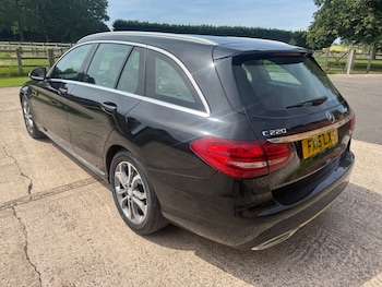 Used Mercedes-Benz C Class 2015 for sale - 78907160: Photo