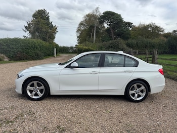 Used BMW 3 Series 2012 for sale - 76253438: Photo 2