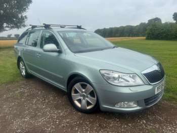 Used Skoda Octavia 2010 for sale - 75393003: Photo