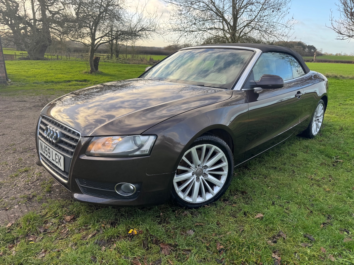 Used Audi A5 2009 for sale - 76972499: Photo 2