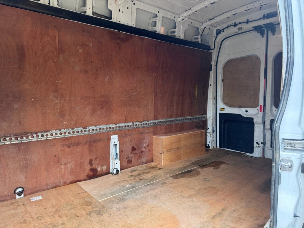 Used Ford Transit 2020 for sale - 76389805: Photo 9