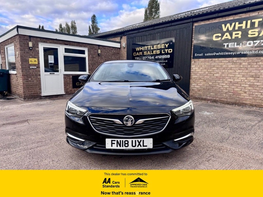 Used Vauxhall Insignia 2018 for sale - 76124176: Photo 2
