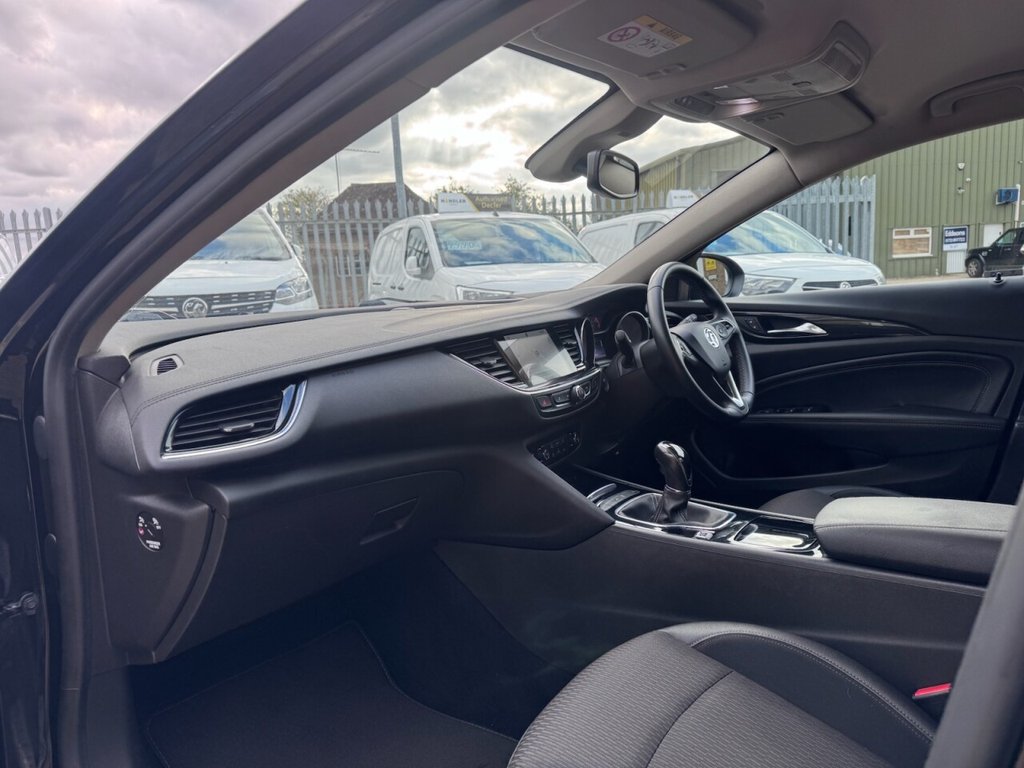 Used Vauxhall Insignia 2018 for sale - 76124176: Photo 20
