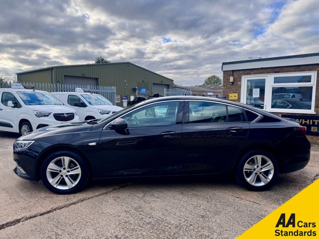 Used Vauxhall Insignia 2018 for sale - 76124176: Photo 4