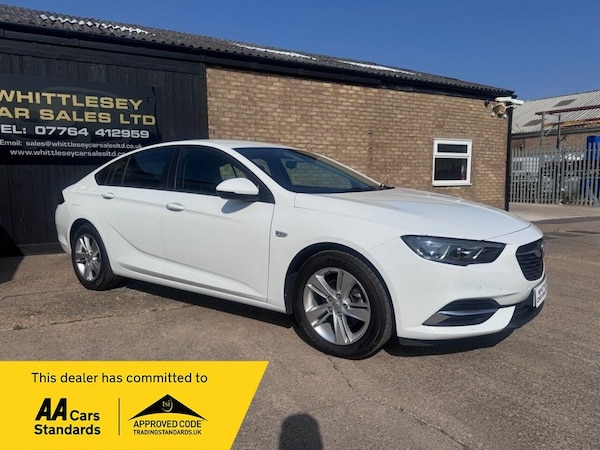 Used Vauxhall Insignia 2020 for sale - 74985981: Photo 1