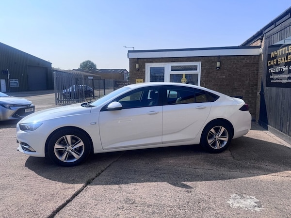 Used Vauxhall Insignia 2020 for sale - 74985981: Photo 4