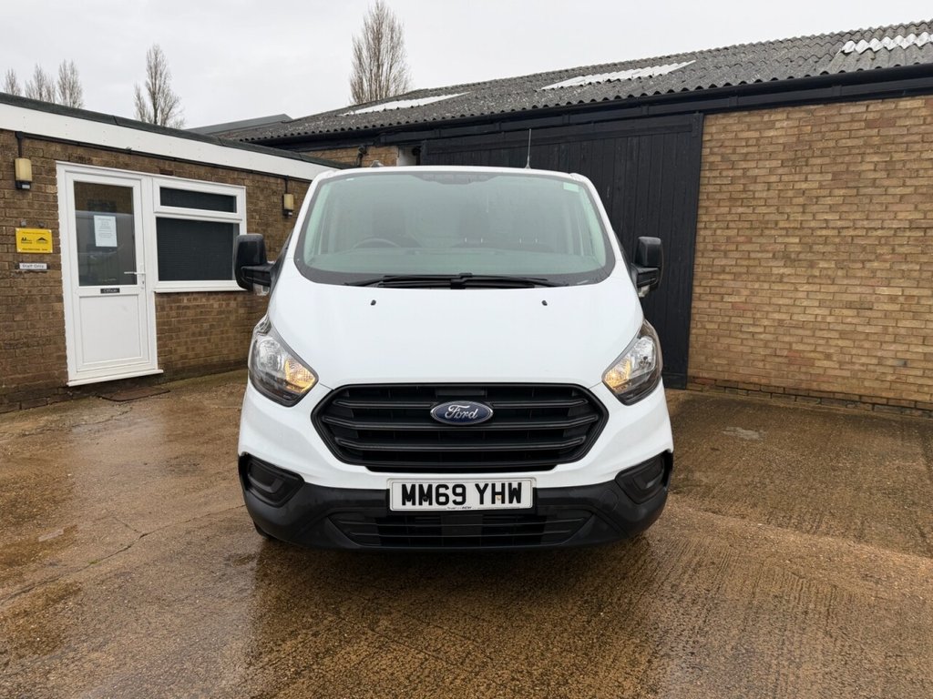 Used Ford Transit Custom 2019 for sale - 77407867: Photo 2